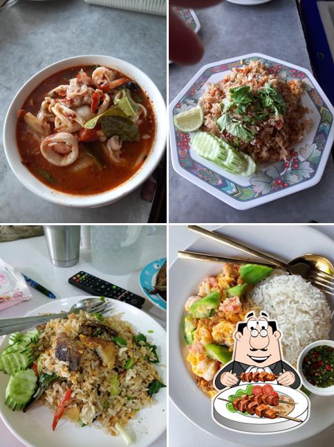 ร้านเจ๊แดงอาหารตามสั่ง