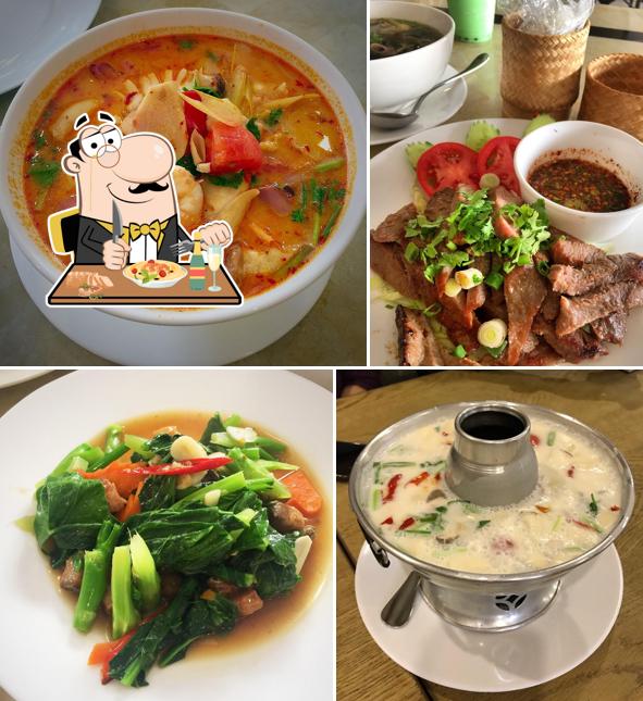 NANNAPAS THAI KITCHEN & MAMAY SOUP
