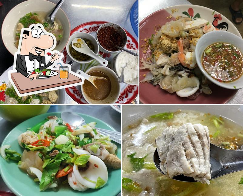 Khao Tom Plaa Thip Sriracha