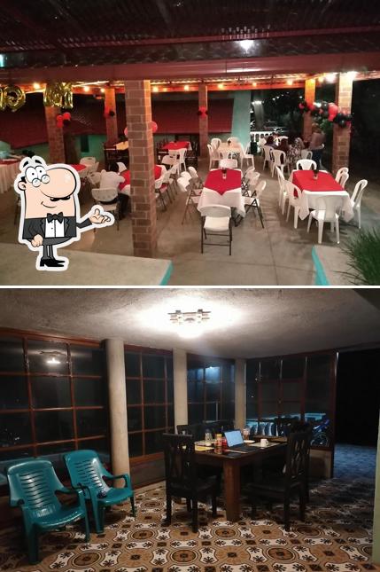 El Nido, Restaurante Familiar