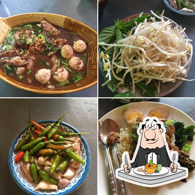 ร้านก๋วยเตี๋ยวเรือ วัดคงคาราม