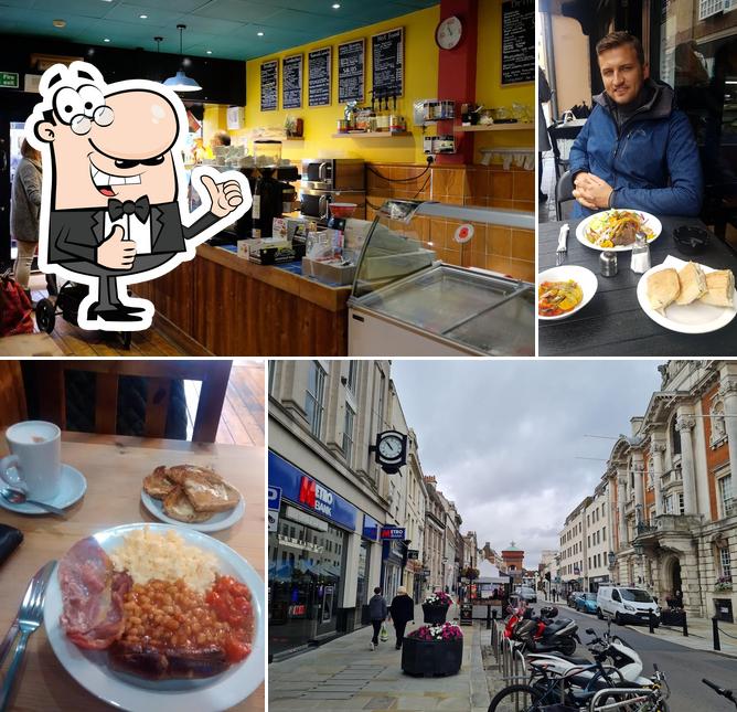 Harpers Cafe