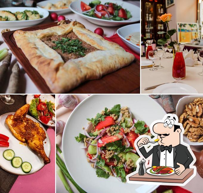 Еда в "Кэтино"