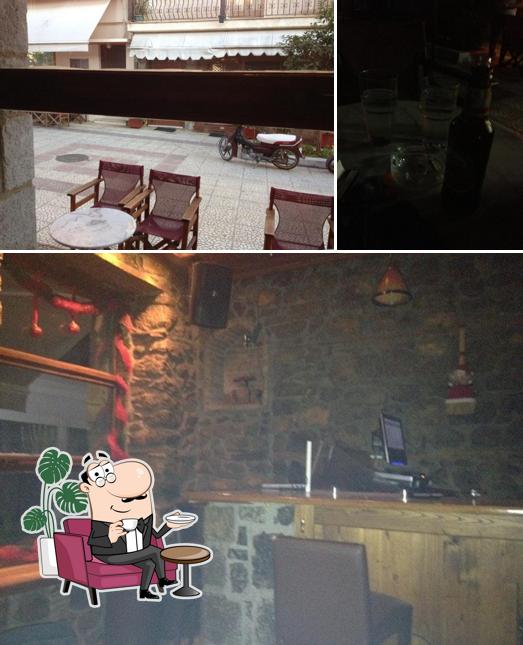 Βαρεμένος Cafe