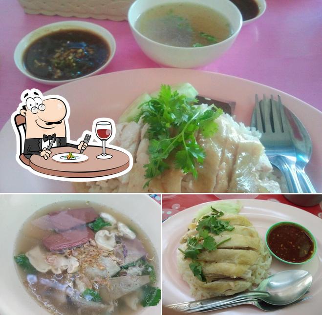 ร้านรุ่งเรืองข้าวมันไก่
