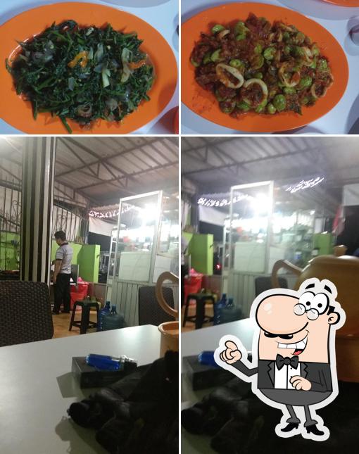 Ayam Penyet Mania