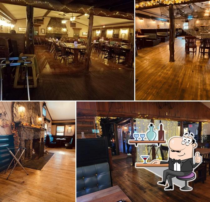 Roberto's Log Cabin Restaurant