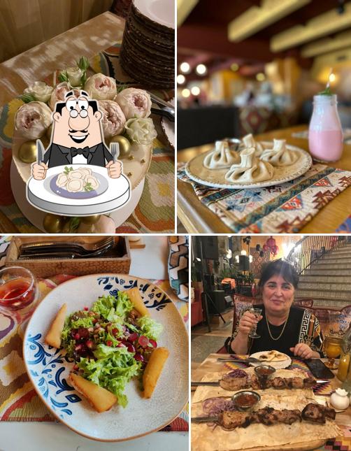 Вареники в "Шарях-Вари"