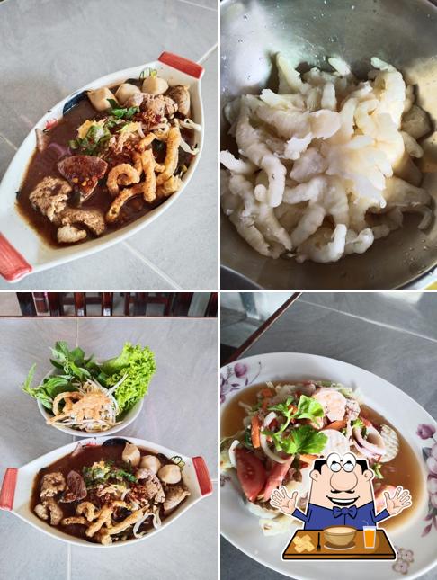 ส.สกลก๋วยเตี๋ยวเรืออยุธยา/อาหารตามสั่ง/ข้าวมันไก่