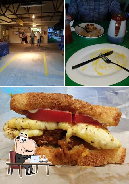 Vicki's Restaurant