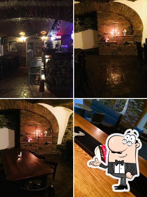 Valahi's pub