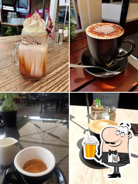 Black Bird Coffee House
