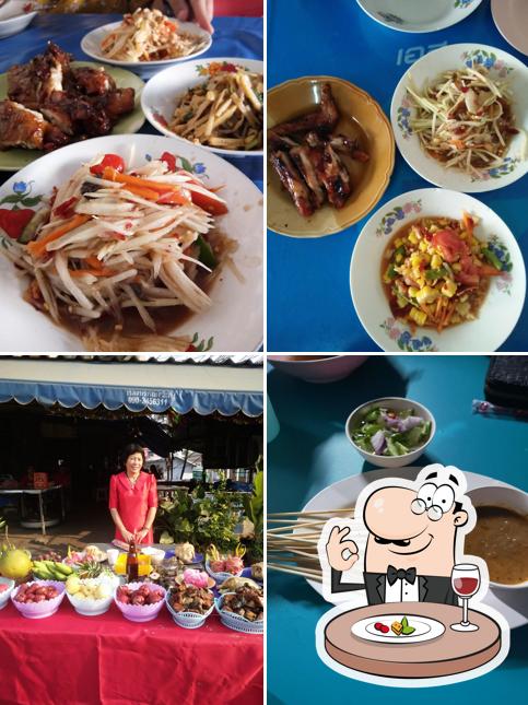 ส้มตำเจ๊นก(J'Nok Papaya Salad)