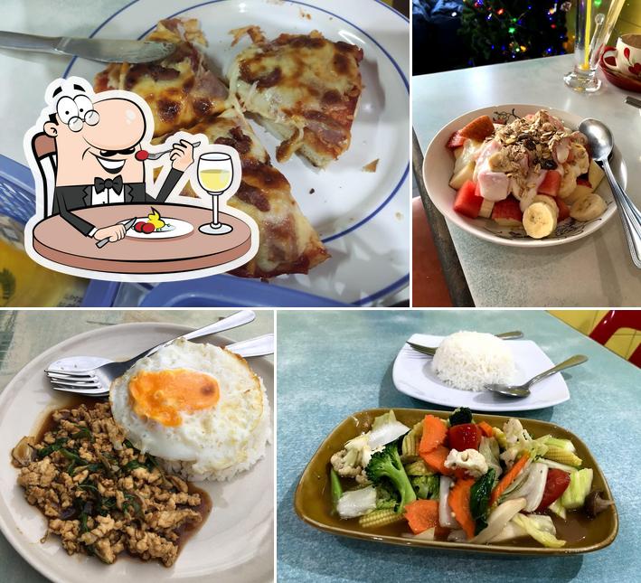 Wut Restaurant (คุณวุฒิ)