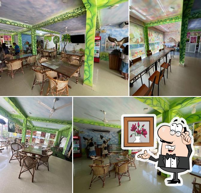 Lovely Pizza House