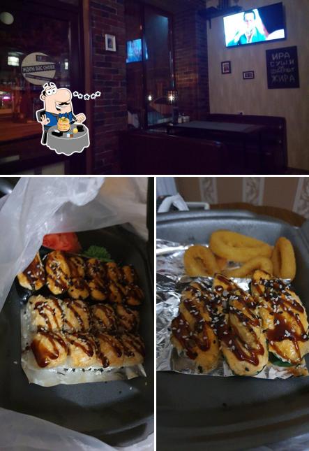 Это фото, где изображены еда и внутреннее оформление в Тото суши и пицца