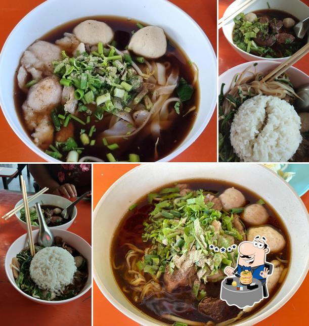 บัวบาน ตุ๋นเตี๋ยว