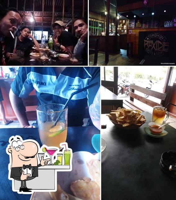 Roxide Coffee N' Eatery