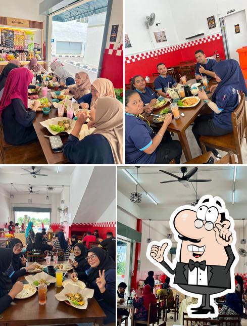 RESTORAN AYAM PENYET SAMBAL MIMPI BIDOR
