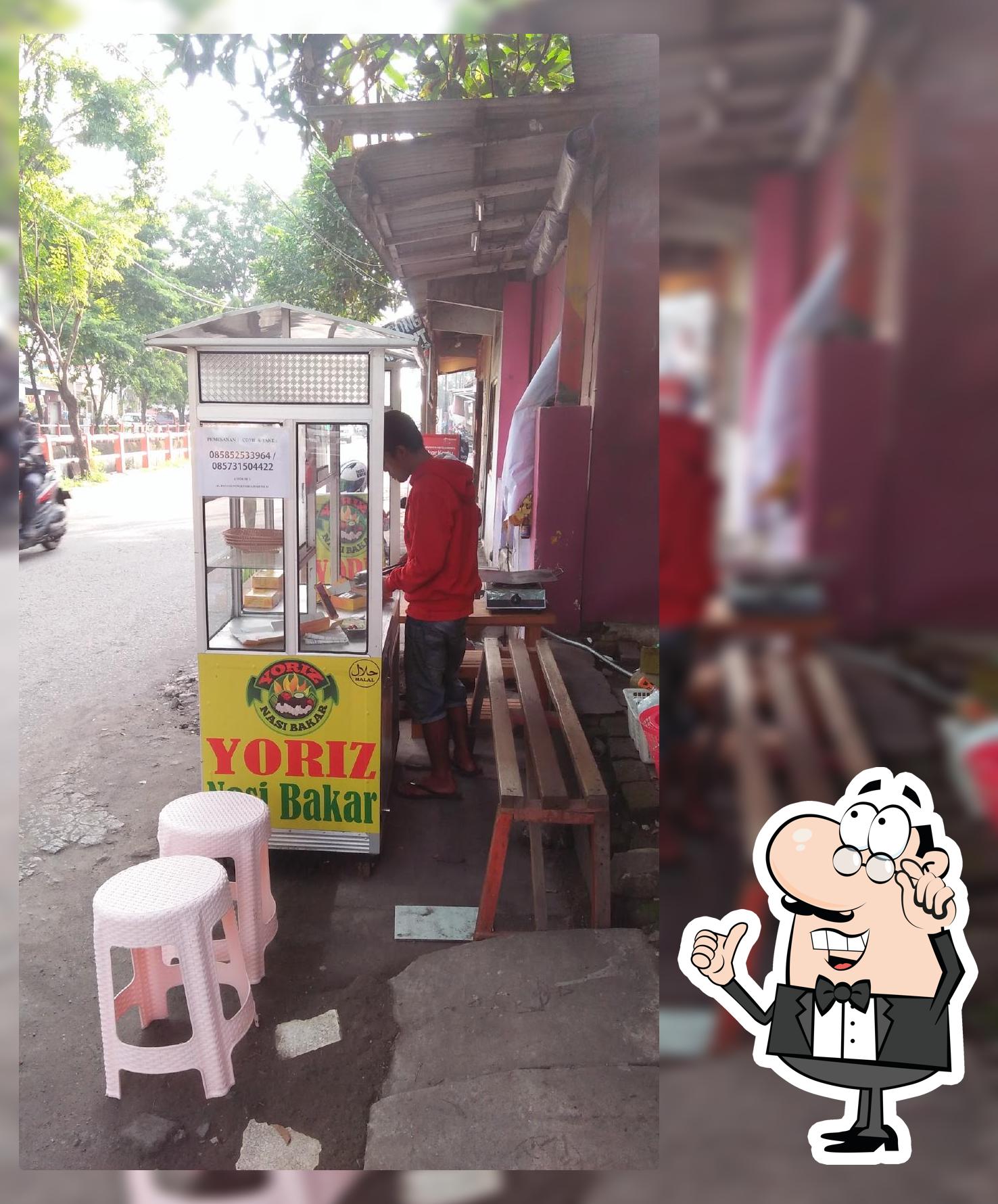 Nasi Bakar Yoriz Rewwin Waru
