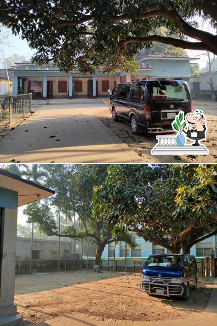 Bholahat Rest House