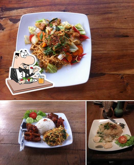 Sari Bamboo Warung