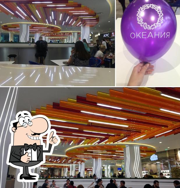 Food court