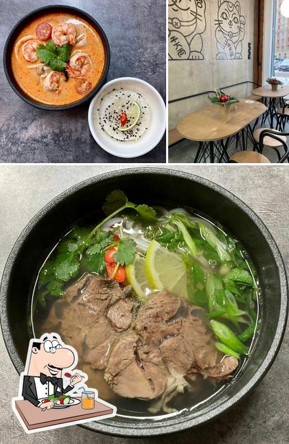 Еда и внутреннее оформление - все это можно увидеть на этом снимке из Рислапша. wok