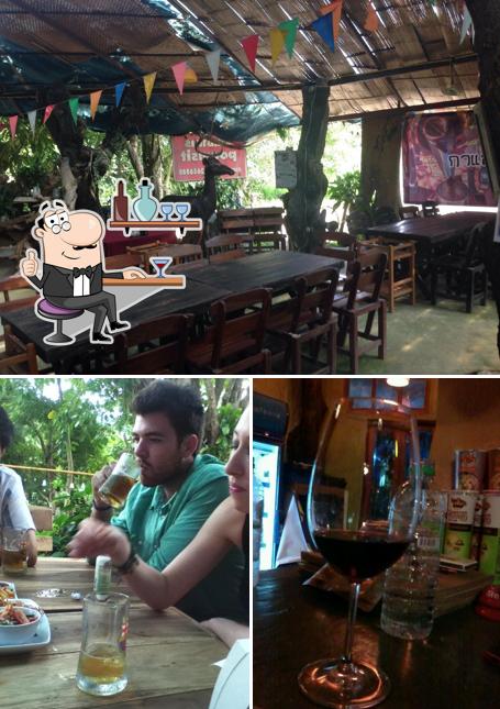 Pak Lak Pub & Restaurant