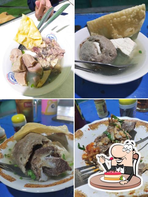 Mie Ayam Pangsit Rajawali Dan Bakso Tetelan+Iga