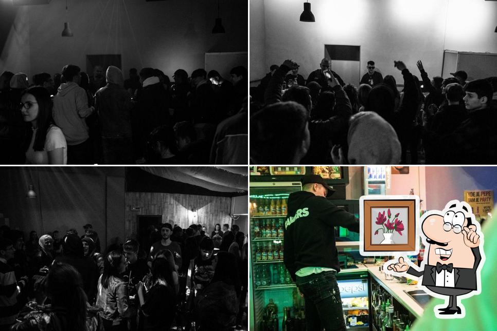 ESCO BAR Levice Levice