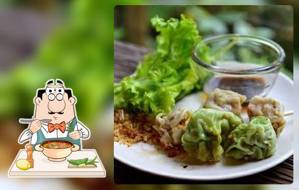 ร้านขนมจีบยายจัน