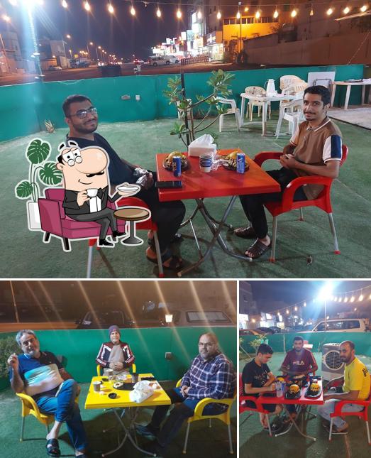 Alaraba burger