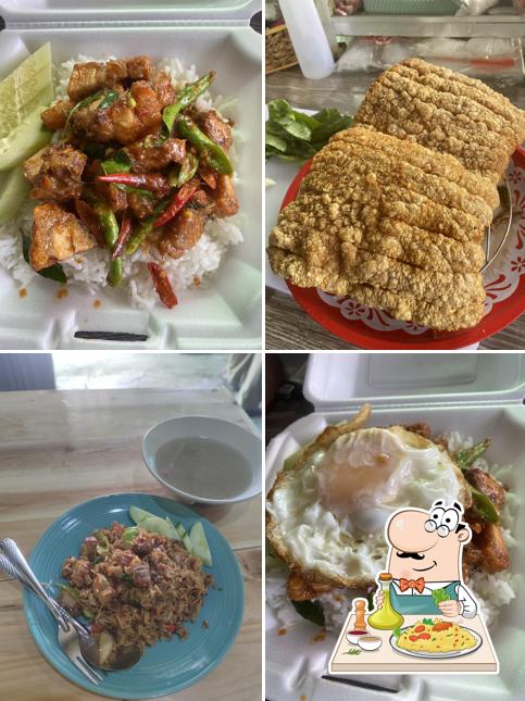 ร้านข้าวหมูกรอบ (ครัวแต้ว)