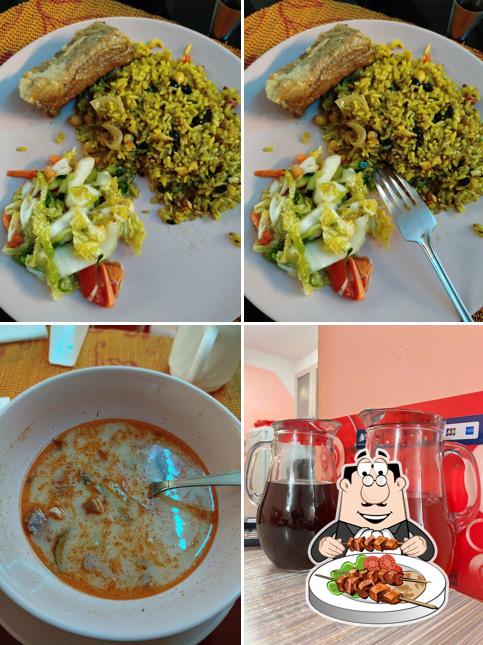 Блюда в "Кафе "У Ольги", Светлогорск."