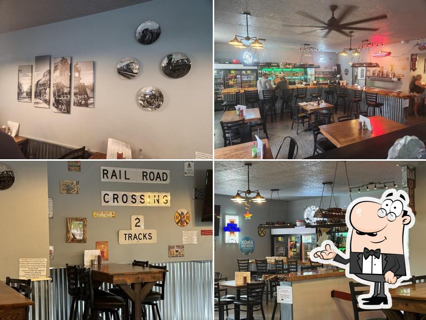 The Tracks Bar & Grill