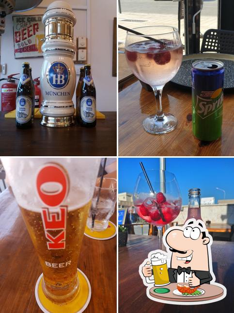 Phoenix Bar & Restaurant