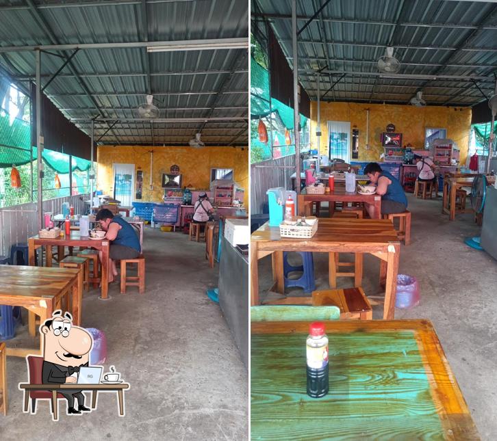 ภูผา ก๋วยเตี๋ยวเรือ