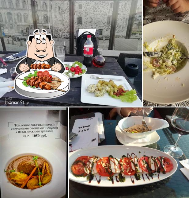 Блюда в "Ресторане "Вкус""