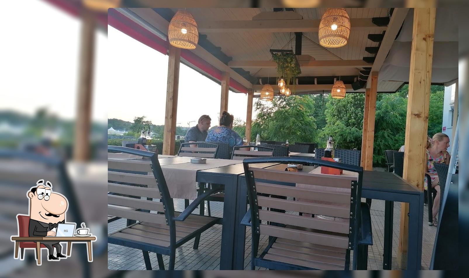 На Кея / At the Quay