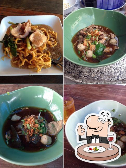 อาปา ก๋วยเตี๋ยวเนื้อ