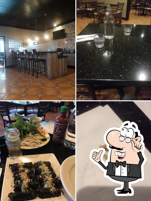 Á Đông Restaurant