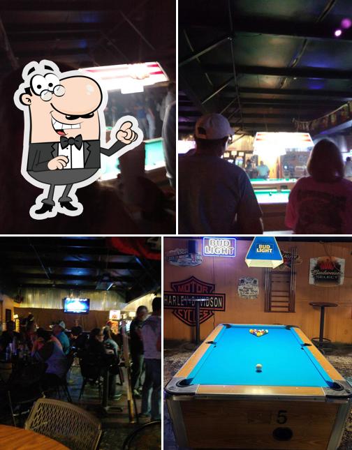 Mike's Bar and Grill