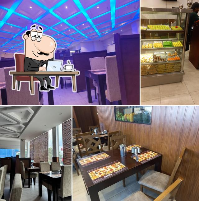 Aryas Pure Veg Restaurant