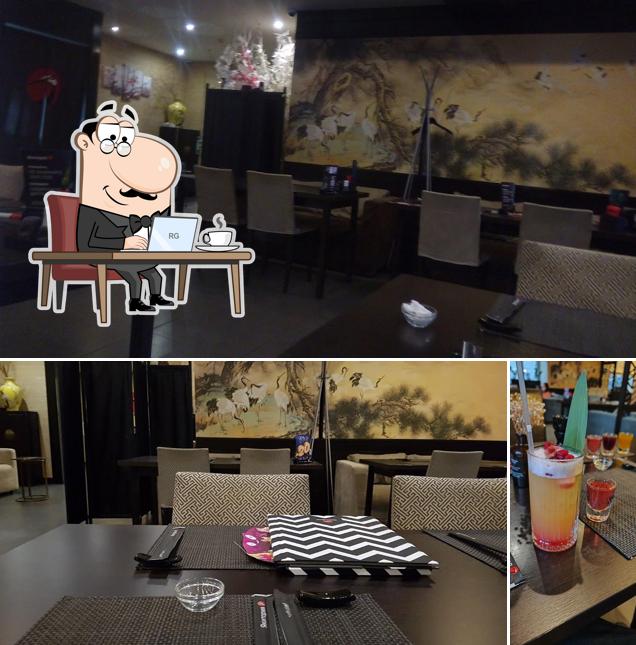 Посмотрите на внутренний интерьер "Якитории"