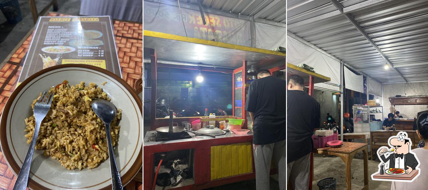 Bakmie Surabaya