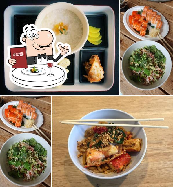 Еда в "Ресторане Crabs Are Coming"