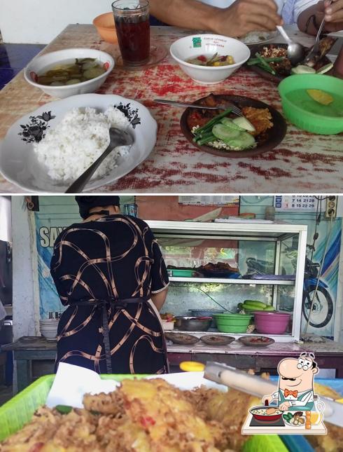Waroeng Sayur Asem Mei-Mus