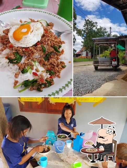 ร้านก๋วยเตี๋ยวยายทอง