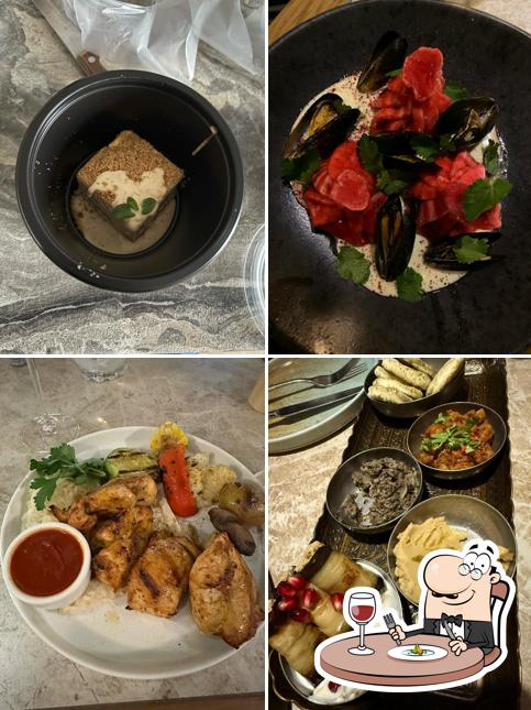 Блюда в "кафе One Гоги"